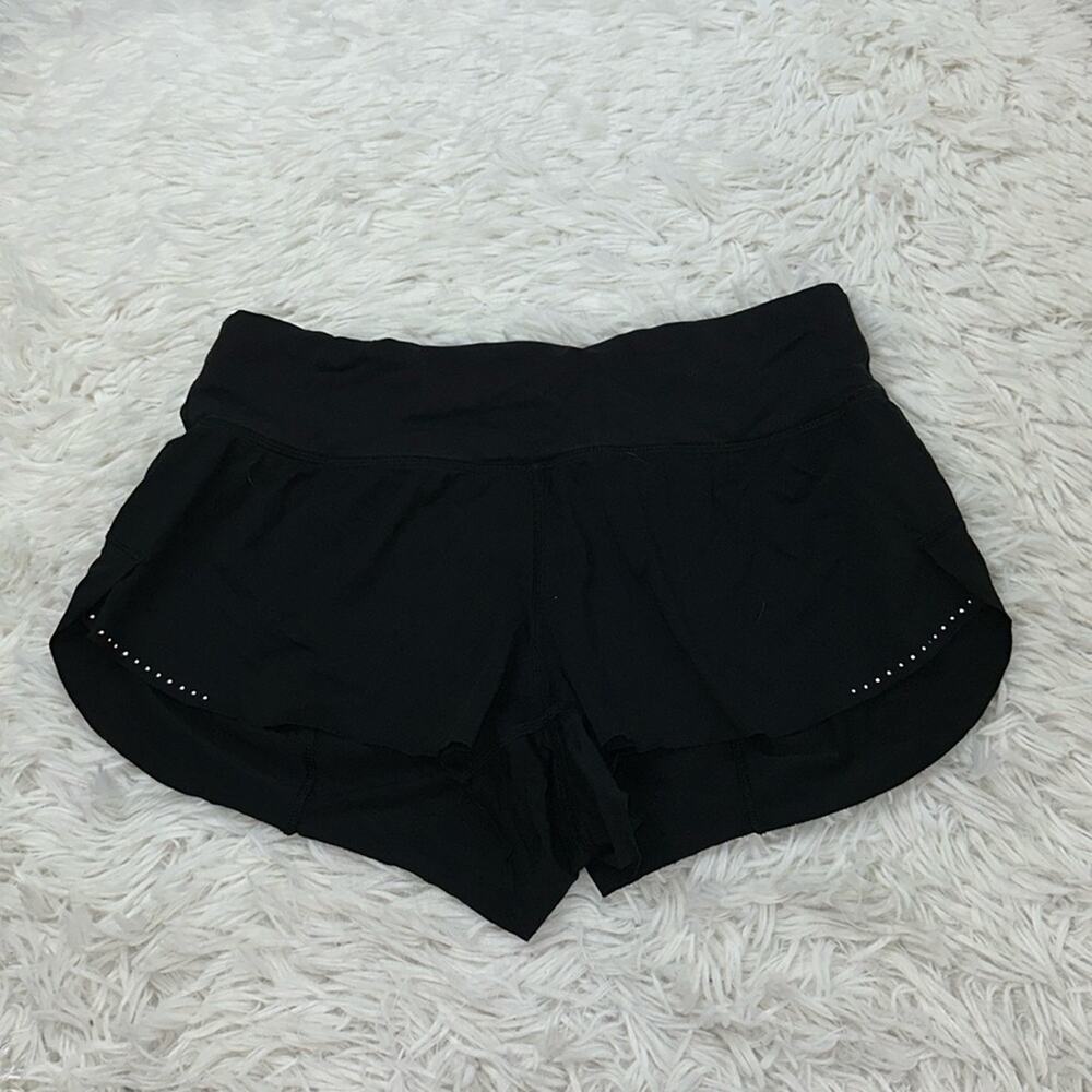 Lululemon Chase Me Short 2.5" Black
